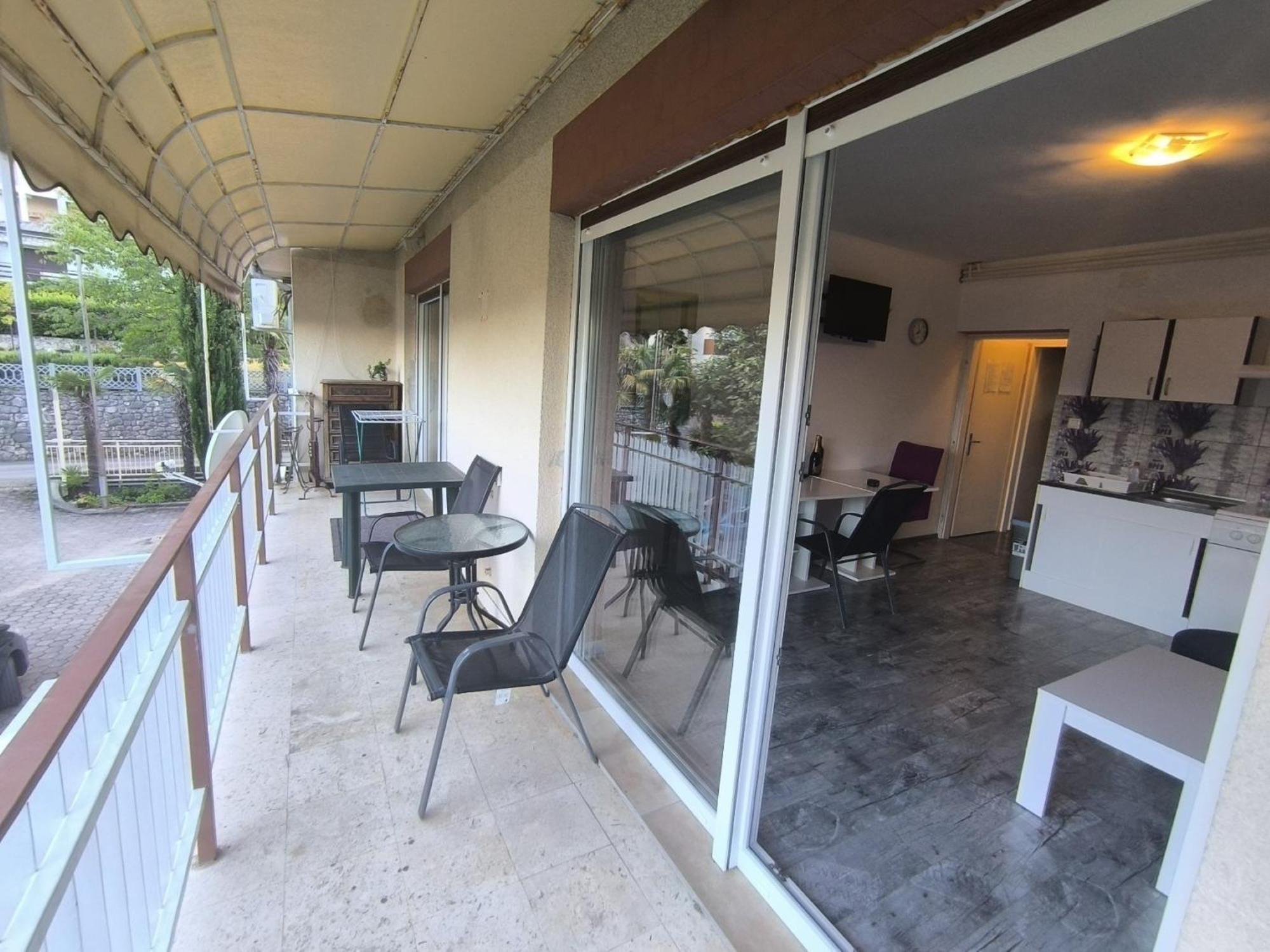 Apartments Lorinda Moscenicka Draga Bilik gambar